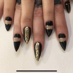 Bellegant nails