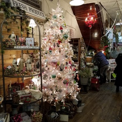 A Corner Cottage 895 Conner St Noblesville In Antique Dealers