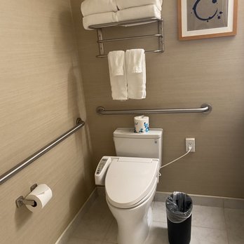 Miyako Hotel - Bidet - Hotels Near Me - Los Angeles, California