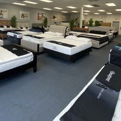 Mattress Market - Showroom with wide variety of brands you'll love