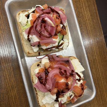 Enza's Delicatessen & Market - Breakfast & Brunch Near Me - Silverthorne, Colorado