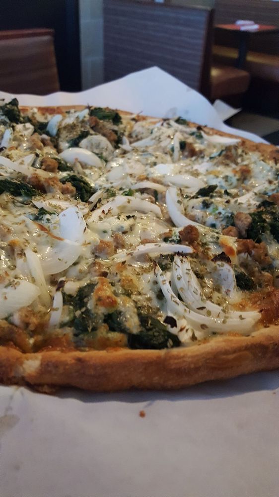 Order Popeye Pizza food online from Campobello's Cucina Italiana store, East Amherst on bringmethat.com