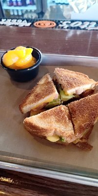 Mugshots Sports Bar & Grill by null