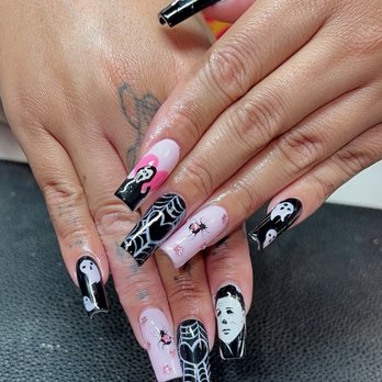 Luxe Nailscape - Halloween design - Nail Salons Near Me - Fairfield, California