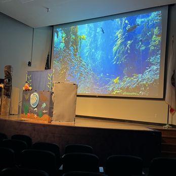 Cabrillo Marine Aquarium - Aquariums Near Me - San Pedro, California