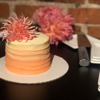 Corina Bakery - Love our small wedding cake! - Bakeries Near Me - Tacoma, Washington