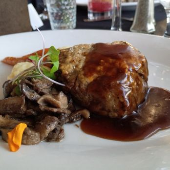 Hyatt Regency Houston - TEXAS BEEF FILET Gorgonzola Dolce, Boursin Potato Puree, Glazed Carrot, Mushroom Ragout, Bordelais (GF) - Hotels Near Me - Houston, Texas