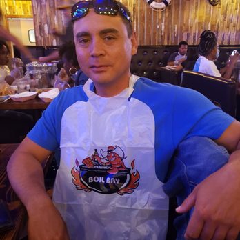 Boil Bay - Seafood Near Me - Virginia Beach, Virginia