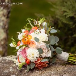 Log House Florist - Matt Powell Productions