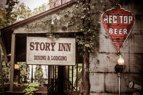 Story Inn by null