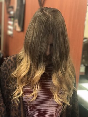 Express Yourself Salon by null