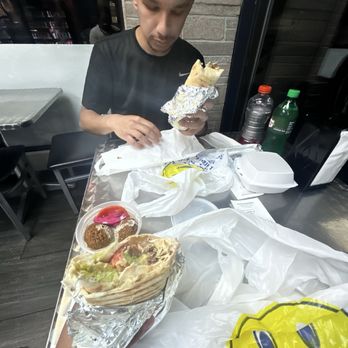 Boston Shawarma - Shwarmas duh - Middle Eastern Near Me - Boston, Massachusetts