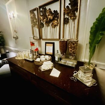 Woodhouse Spa - Buffalo - Always the same snacks and different infused water - Skin Care Near Me - Williamsville, New York Woodhouse Spa - Buffalo - Always the same snacks and different infused water - Skin Care Near Me - Williamsville, New York