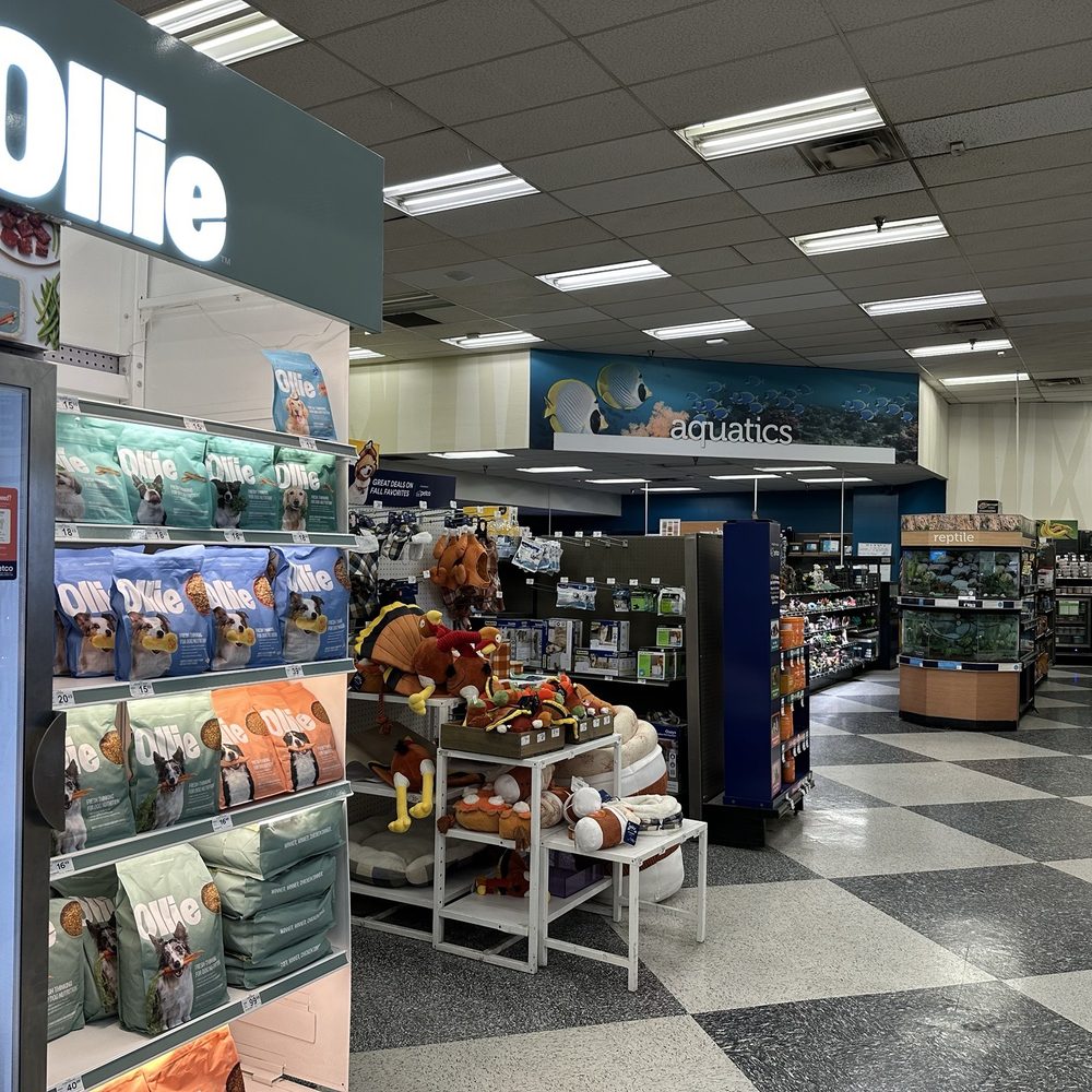 Petco - Pet Stores Near Me - Burbank, California Petco - Pet Stores Near Me - Burbank, California