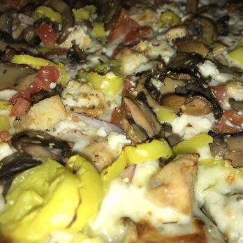 Green Lantern Pizza - Pizza Near Me - Berkley, Michigan Green Lantern Pizza - Pizza Near Me - Berkley, Michigan