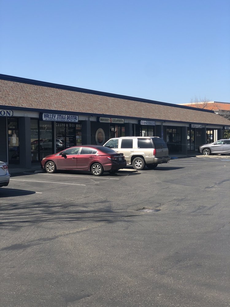 VALLEY PLAZA SHOPPING CENTER Updated January 2025 1809 Santa Rita