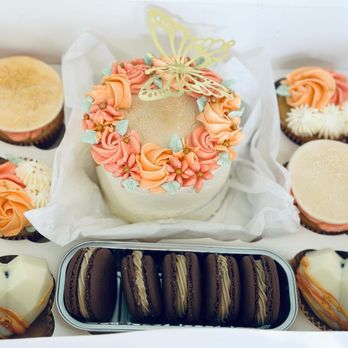 Specially Made Cakes - a variety of cupcakes - Custom Cakes Near Me Specially Made Cakes - a variety of cupcakes - Custom Cakes Near Me