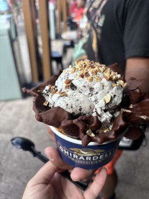 Ghirardelli Soda Fountain & Chocolate Shop by null