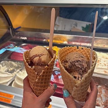 Ed's Real Scoop - Ice Cream & Frozen Yogurt Near Me - Toronto, Ontario