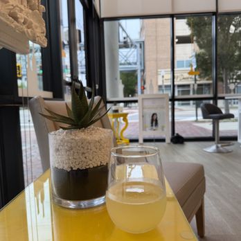Drybar - Virginia Beach - Blow Dry/Out Services Near Me - Virginia Beach, Virginia