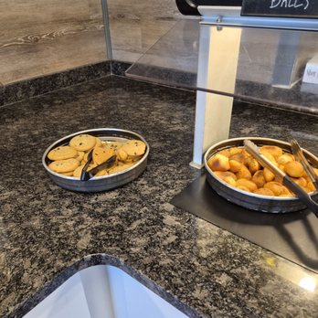 Fat Jimmy’s Pizza - Bread - Buffets Near Me - Louisville, Kentucky Fat Jimmy’s Pizza - Bread - Buffets Near Me - Louisville, Kentucky