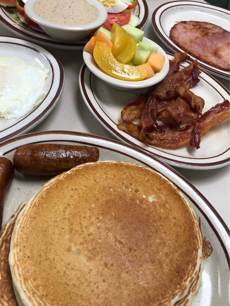 EDISON FAMILY RESTAURANT 109 Photos & 114 Reviews 1900 Oak Tree Rd