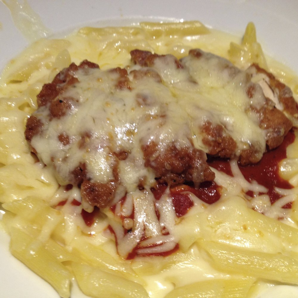 Ruby Tuesday - mediocre chicken parmesan - American Near Me - Elizabeth, New Jersey Ruby Tuesday - mediocre chicken parmesan - American Near Me - Elizabeth, New Jersey