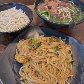 Kungfu Noodle - C2. Beef Brisket Noodle , E2. E5. House Special Chow Mein - Noodles Near Me - Henderson, Nevada Kungfu Noodle - C2. Beef Brisket Noodle , E2. E5. House Special Chow Mein - Noodles Near Me - Henderson, Nevada