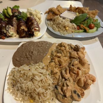 Mariscos El Cone - Rellenos de camarones, camarones de coco, camarones de diabla. - Seafood Near Me - El Sargento, BCS Mariscos El Cone - Rellenos de camarones, camarones de coco, camarones de diabla. - Seafood Near Me - El Sargento, BCS
