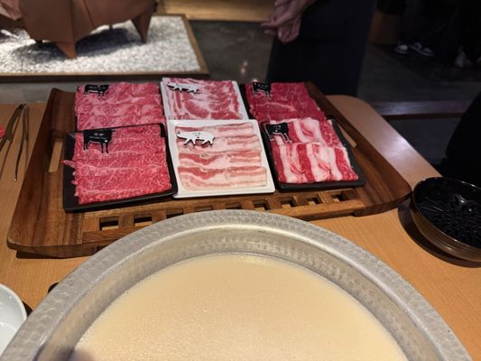 MO-MO-PARADISE Kabukicho by null