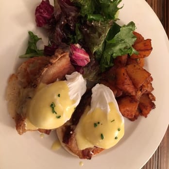 Ltauha Restaurant - Pork belly eggs Benedict - New American Near Me - Ridgewood, New York Ltauha Restaurant - Pork belly eggs Benedict - New American Near Me - Ridgewood, New York