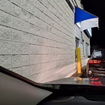 White Castle - Drive thru - Burgers Near Me - Louisville, Kentucky White Castle - Drive thru - Burgers Near Me - Louisville, Kentucky
