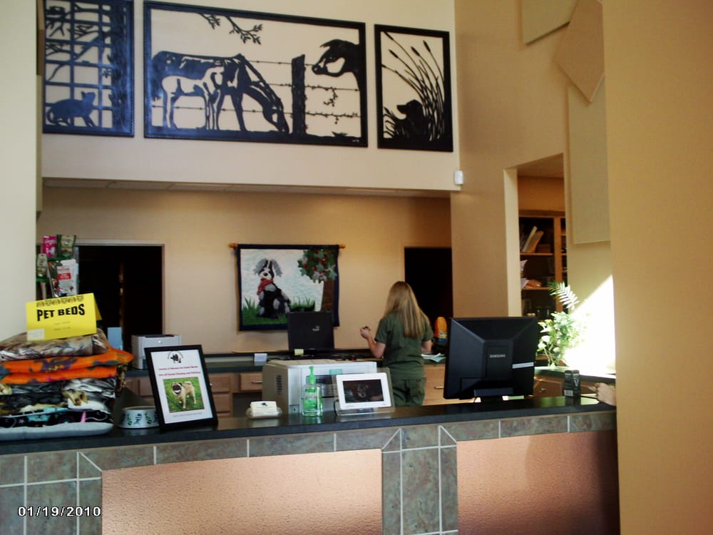 ROYSTON ANIMAL HOSPITAL 27 Photos & 10 Reviews 2888 W Main St