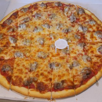 Penguino's Pizza - Sausage Pizza - Pizza Near Me - Buffalo Grove, Illinois