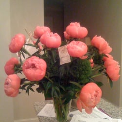 Robert Long Flora Design - amazing arrangements