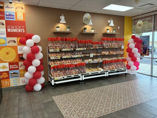 Red Ribbon Bakeshop by null