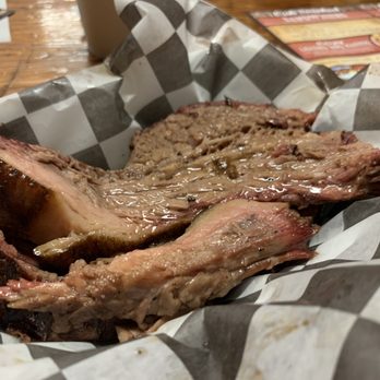 Blackburn's BBQ - 1 pound of brisket-moist, thick, and tasty - Barbeque Near Me - Eagle Lake, Florida
