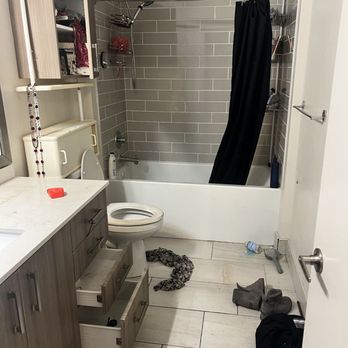 Supportive Services Moving - All my bathroom stuff left behind not cleaned - Movers Near Me - Milwaukie, Oregon Supportive Services Moving - All my bathroom stuff left behind not cleaned - Movers Near Me - Milwaukie, Oregon