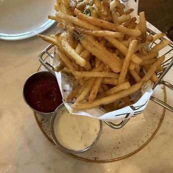Group Therapy - Volcano Salt Garlic Fries - Wine Bars Near Me - Austin, Texas Group Therapy - Volcano Salt Garlic Fries - Wine Bars Near Me - Austin, Texas