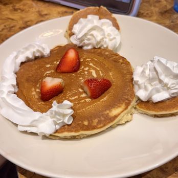 Gail's Carriage Inn - Kids Meal- Mickey Pancake - Breakfast & Brunch Near Me - Des Plaines, Illinois