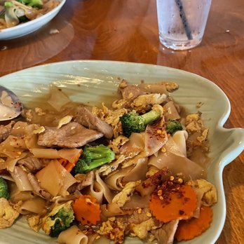 Thai Blossom - Pas See Ew - Thai Near Me - Winter Garden, Florida