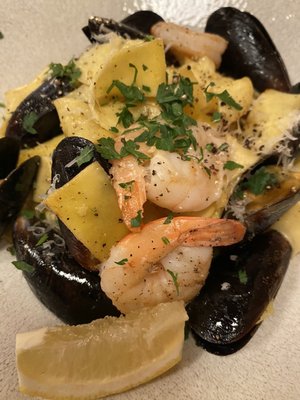 ZAZIE Bistro by null