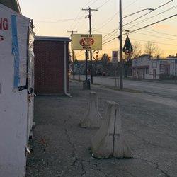 Hollenbeck Food - Exterior