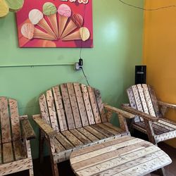 Lighthouse Snack Shop - Seating