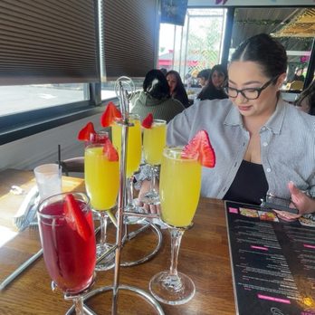 Madres Brunch - Mimosa flight - Breakfast & Brunch Near Me - Bellflower, California