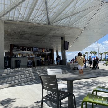 Spa Beach Bistro - Kitchen area - Pizza Near Me - St. Petersburg, Florida