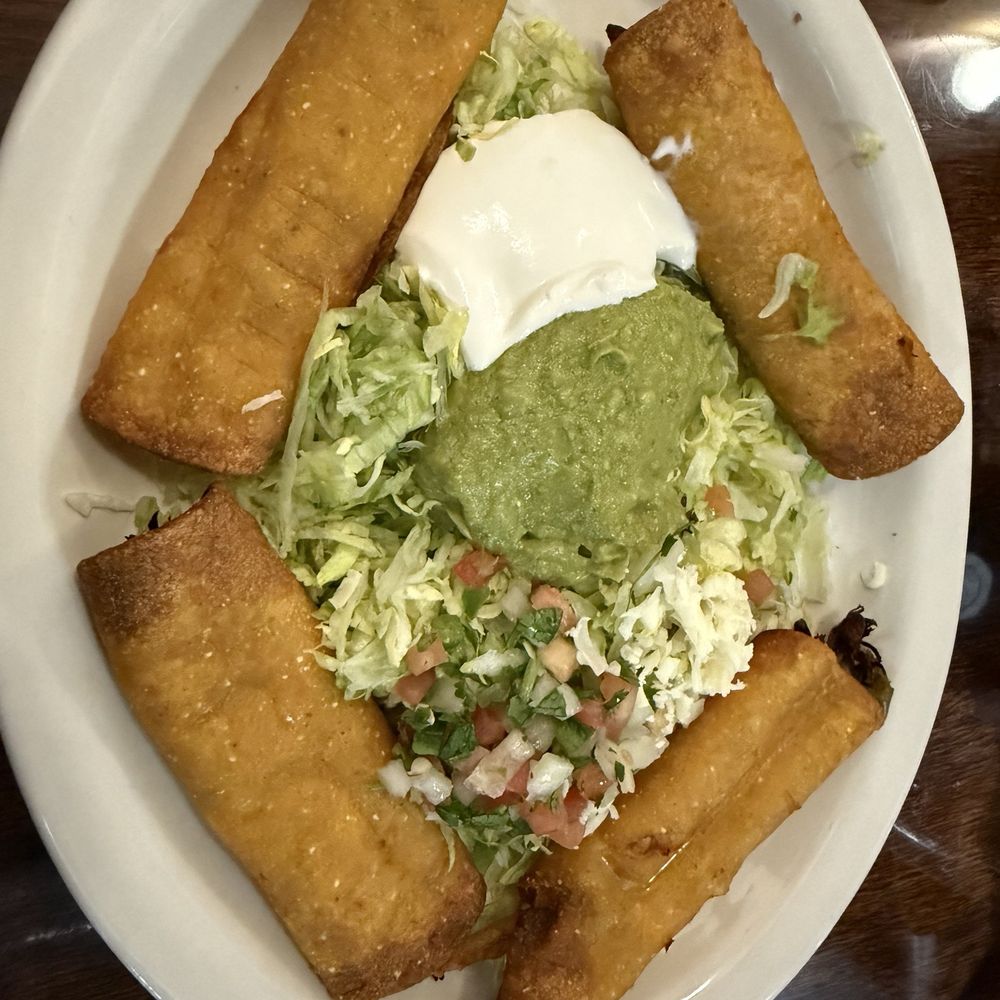 Ranchera Bar & Grill - Taquitos Mexicanos - Bars Near Me - Greenfield, Indiana