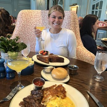 Sadelle's - Breakfast & Brunch Near Me - Las Vegas, Nevada Sadelle's - Breakfast & Brunch Near Me - Las Vegas, Nevada