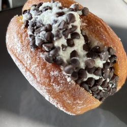 Mimi's Donuts & Dairy Barn - Cannoli donut