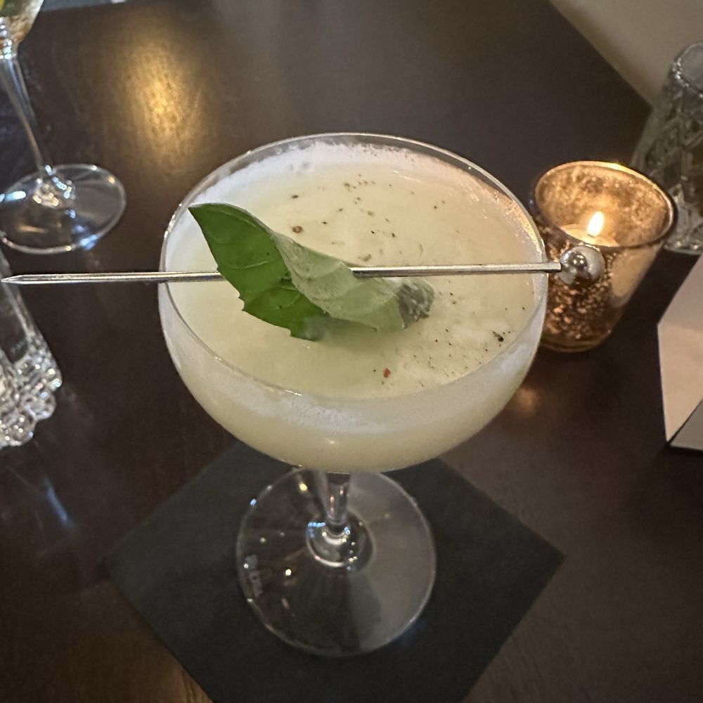 Myrtle’s Fur Vault & Bar - Cocktail Bars Near Me - Sioux Falls, South Dakota